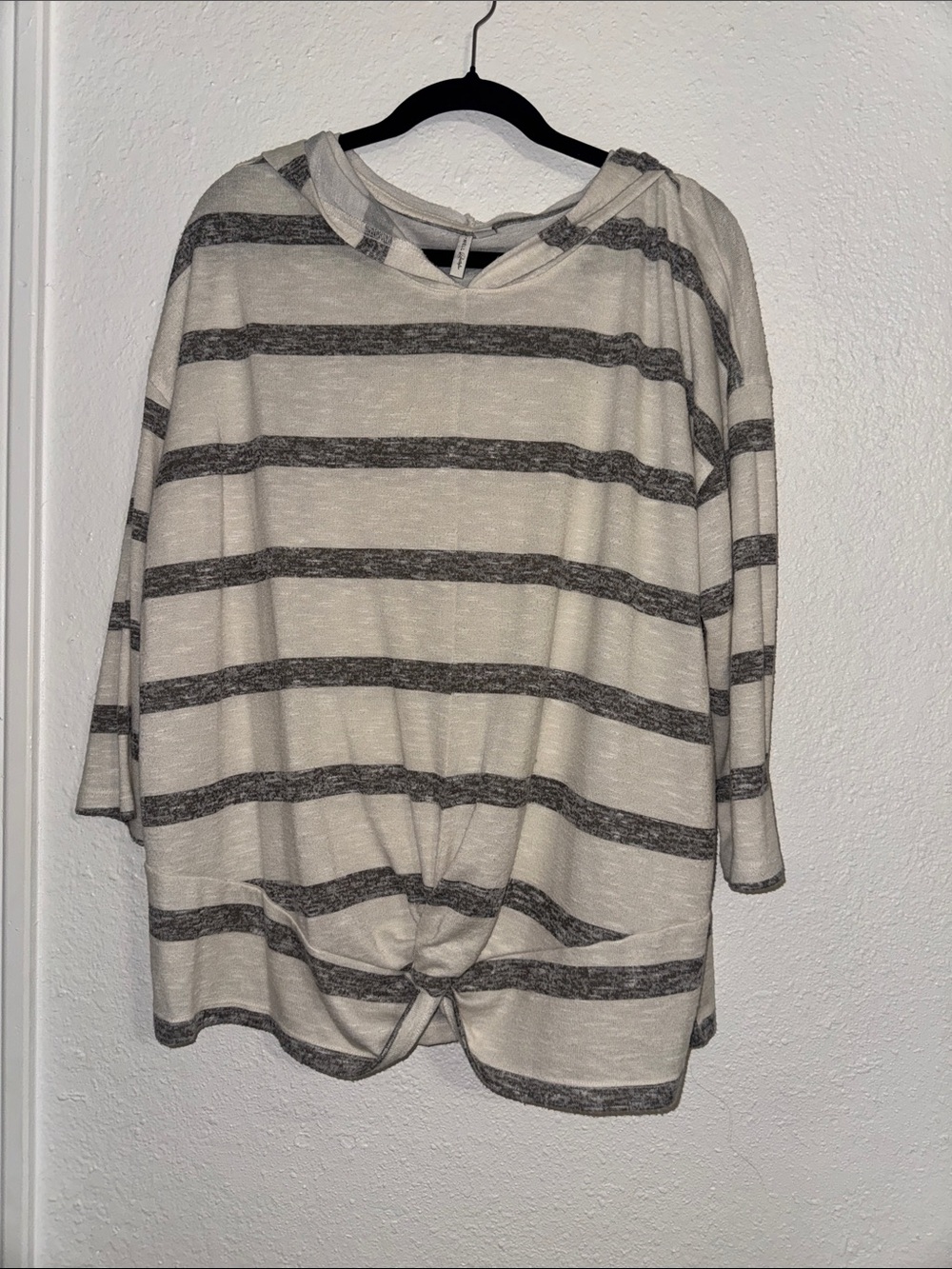 Cato Cream and Gray Striped Tie-Front Hooded Long Sleeve
